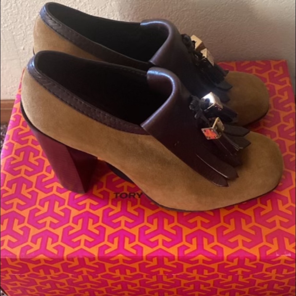 Tory Burch with brown tassels - Picture 2 of 4